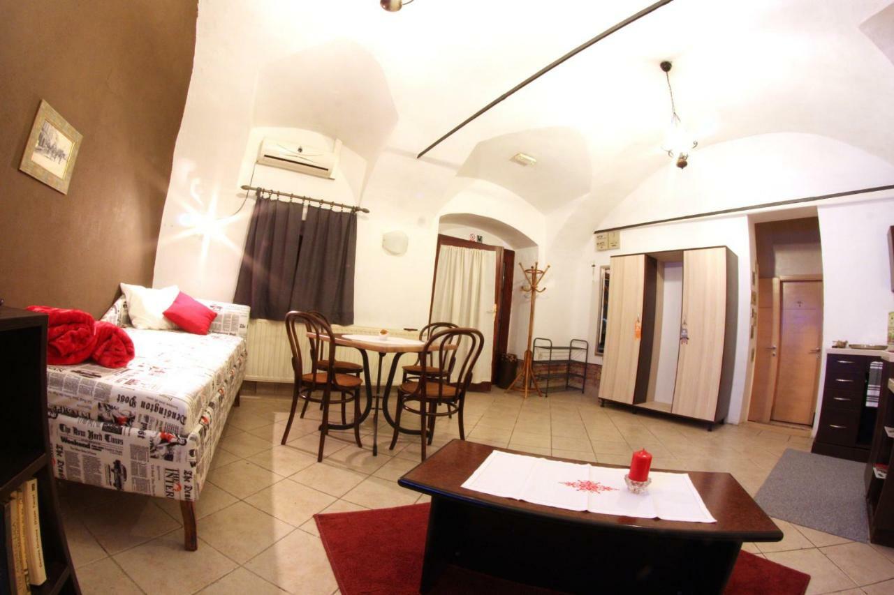 Apartman Korzo Varazdin Ngoại thất bức ảnh