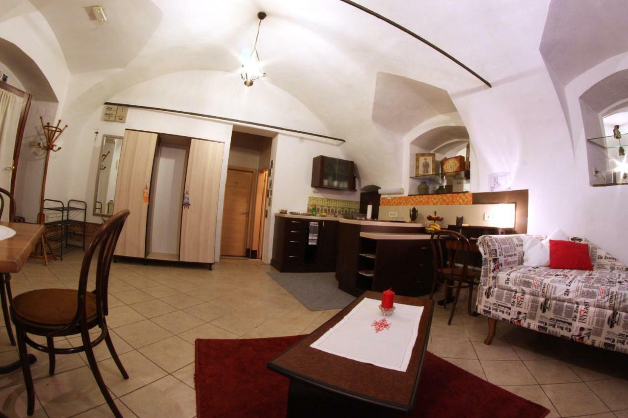 Apartman Korzo Varazdin Ngoại thất bức ảnh